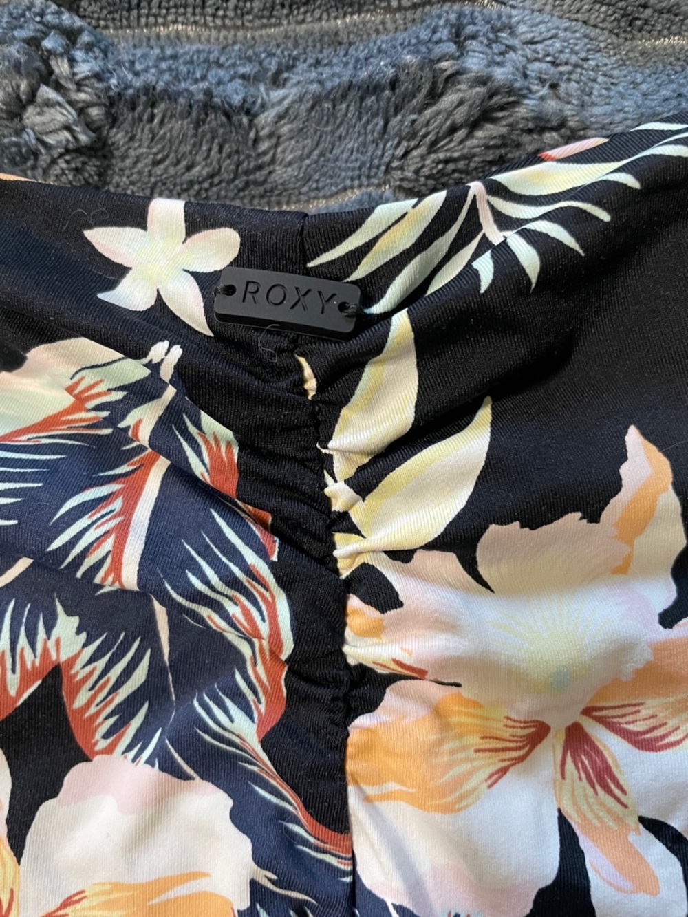 Roxy Beach Like New Bikini Thong Set Anthracite Praslin Size Med 10 Black Floral - Picture 10 of 11